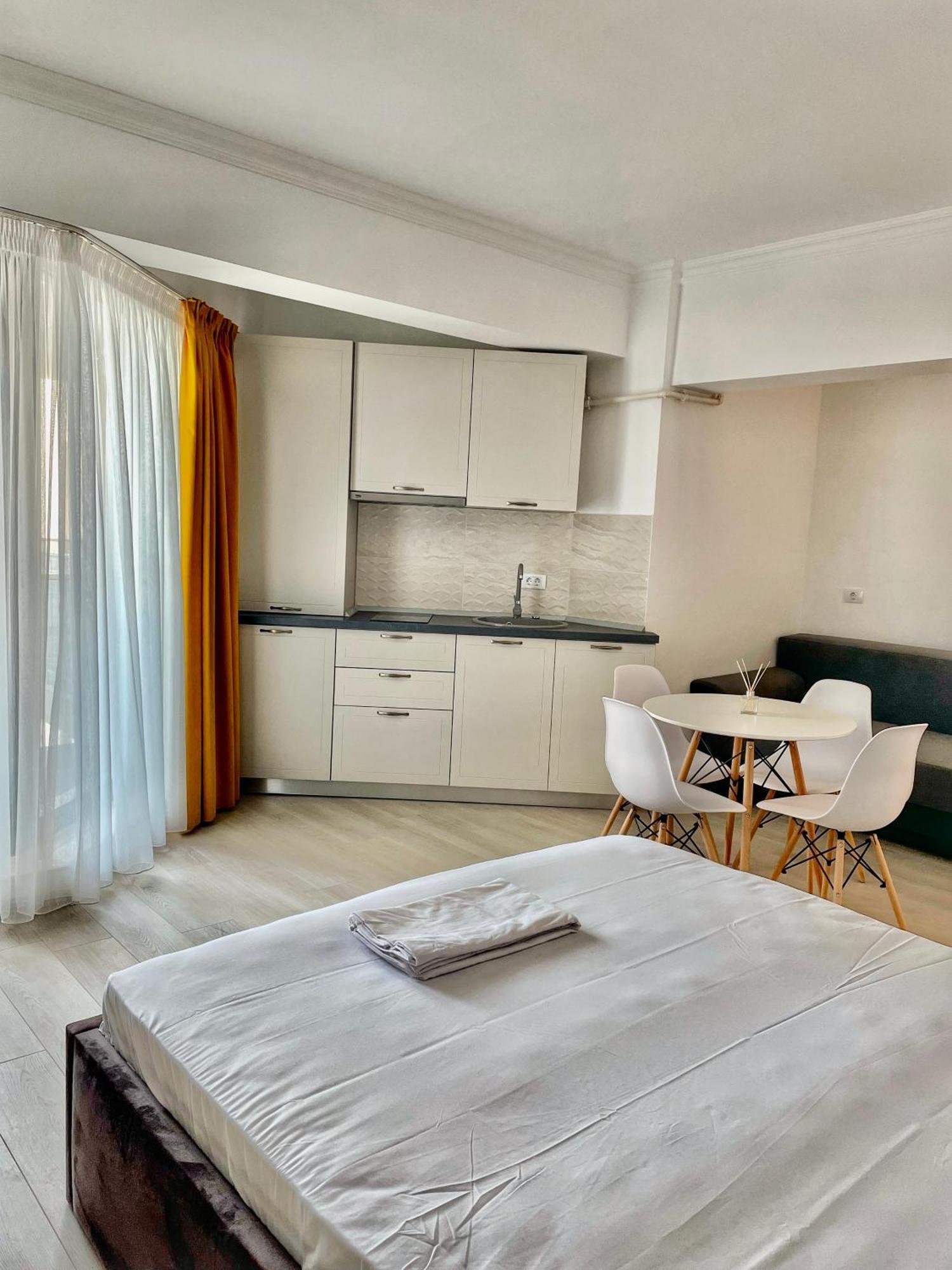 Solid Sea View Appartement Mamaia