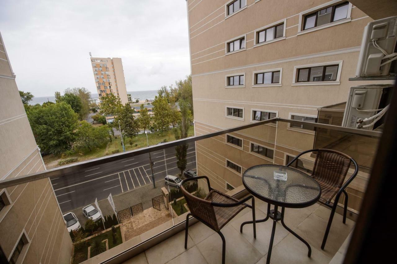 Solid Sea View Appartement
